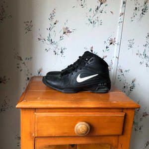 Nike Air Visi Pro 3 Basketball Shoe